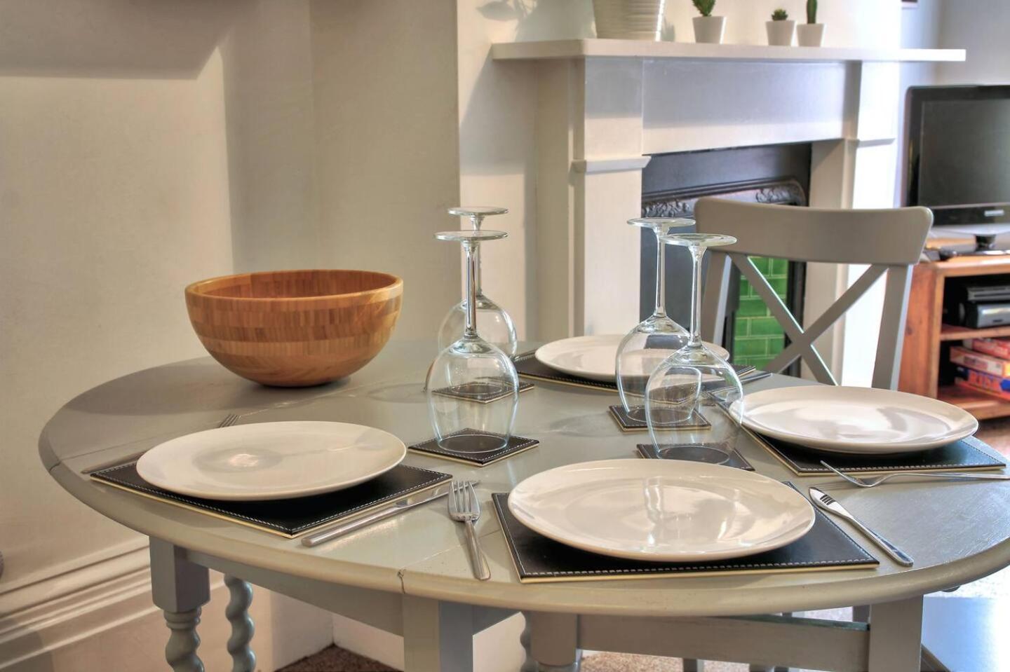 Family Friendly Flat Just Minutes From The Beach! Πόρτσμουθ Εξωτερικό φωτογραφία