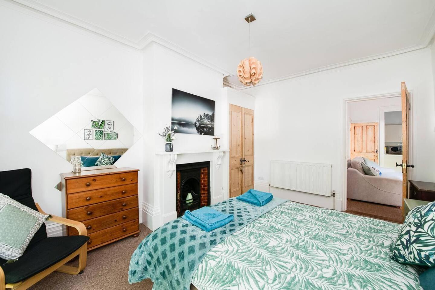 Family Friendly Flat Just Minutes From The Beach! Πόρτσμουθ Εξωτερικό φωτογραφία