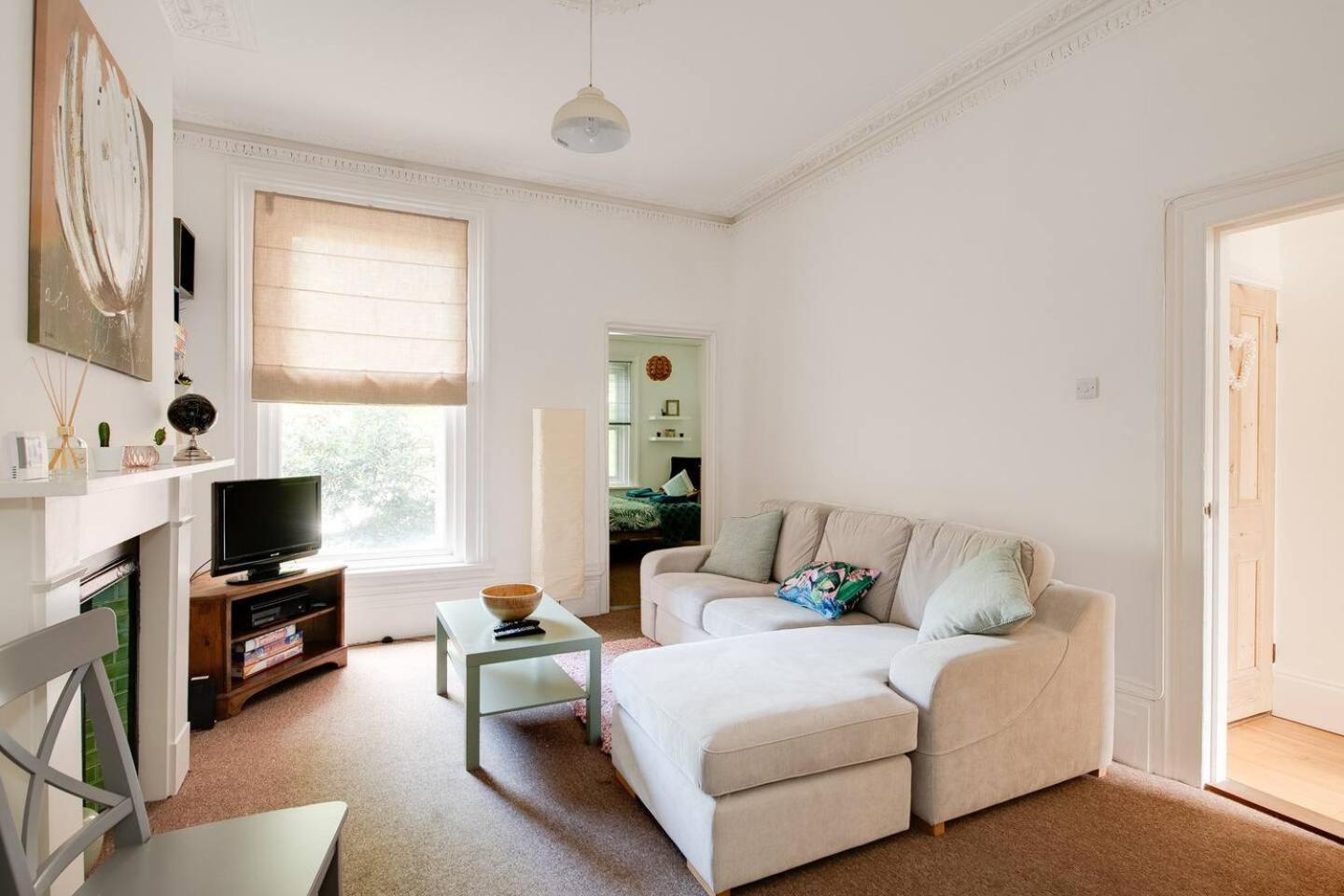Family Friendly Flat Just Minutes From The Beach! Πόρτσμουθ Εξωτερικό φωτογραφία