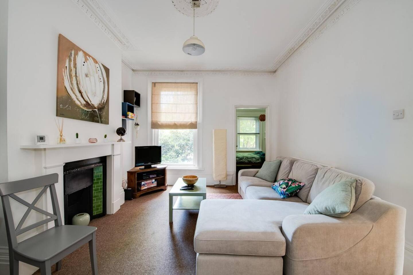 Family Friendly Flat Just Minutes From The Beach! Πόρτσμουθ Εξωτερικό φωτογραφία
